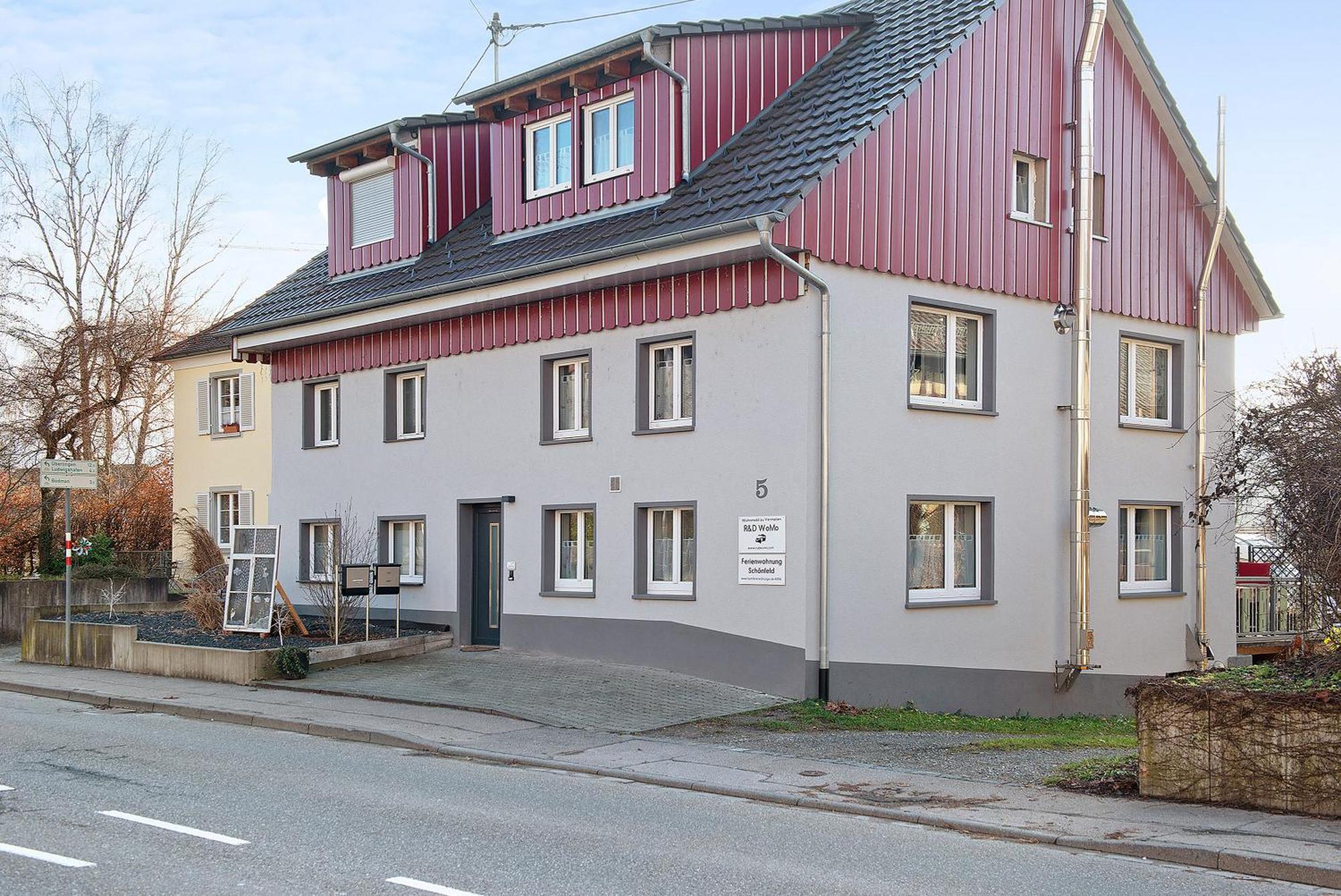 Schoenfeld Stockach Buitenkant foto
