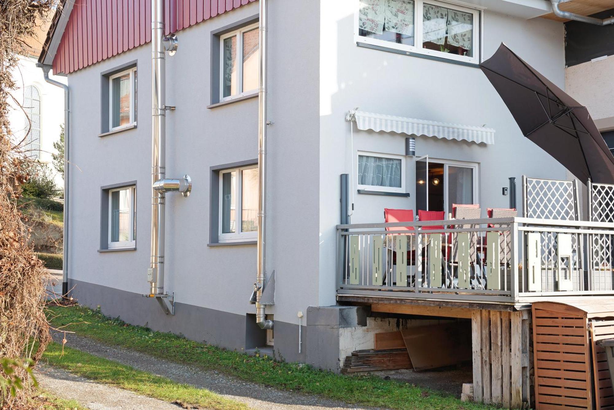 Schoenfeld Stockach Buitenkant foto